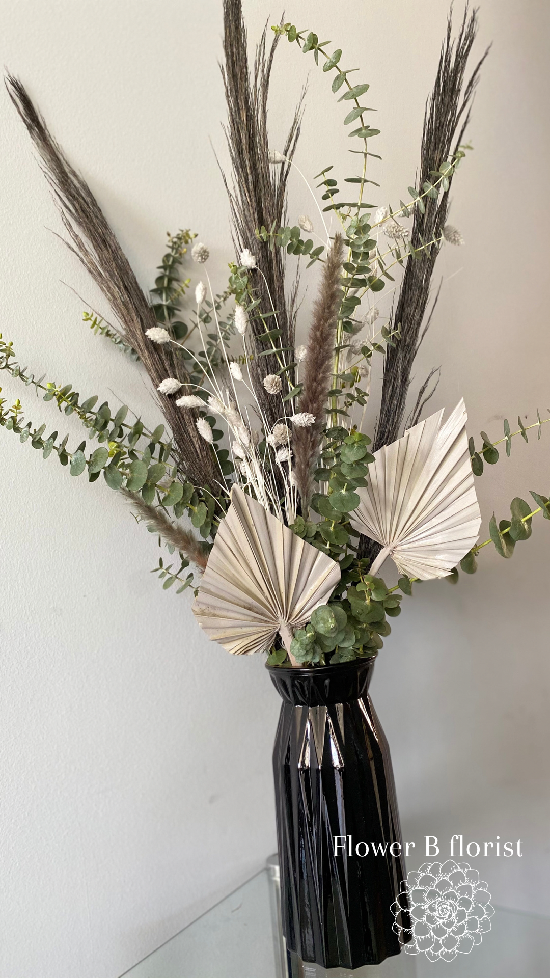 Black & Grey Dried Floral Vase